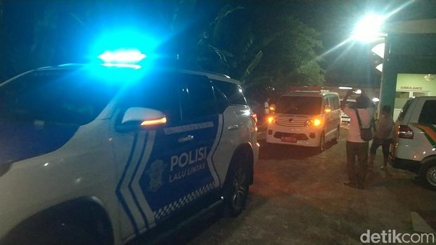 SATLANTAS POLRES BATANG LAKSANAKAN PENGAWALAN JENAZAH KORBAN KECELAKAAN LALU LINTAS PO HARYANTO