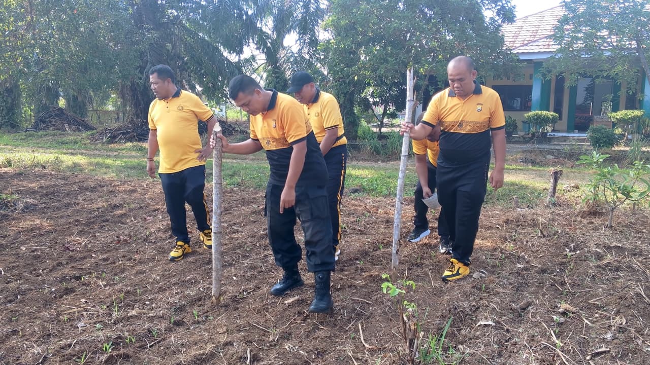 Polsek Gading Cempaka Laksanakan Penanaman Jagung Kuartal II Tahun 2026
